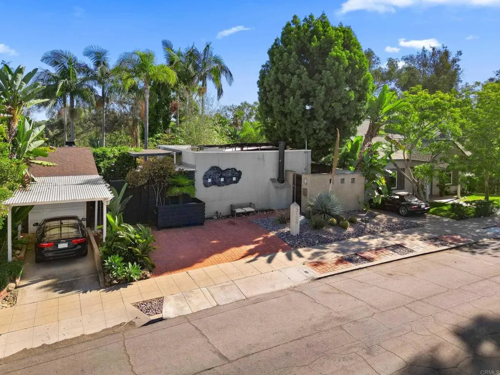 https://cdn.realtyfeed.com/cdn/127/306536223/3d6f238bfc465a68abd9dd8848cdb879.webp