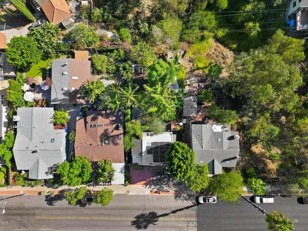 https://cdn.realtyfeed.com/cdn/127/306536223/7b0b69b4380dc7549b2c77dd8d5e3ad4.webp