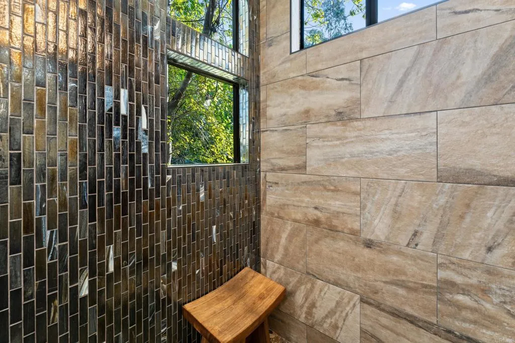 https://cdn.realtyfeed.com/cdn/127/306536223/9cef18e50dcf7bf54ce7e46472046067.webp