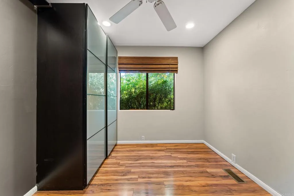 https://cdn.realtyfeed.com/cdn/127/306536223/c03a92f41fb70f2b2e95bef704665ae6.webp