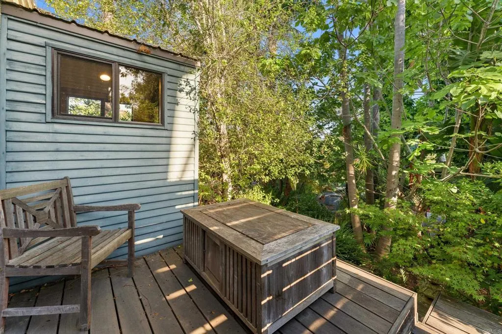 https://cdn.realtyfeed.com/cdn/127/306536223/da38fcc27a4ee3db2d8bee16ad514ac6.webp