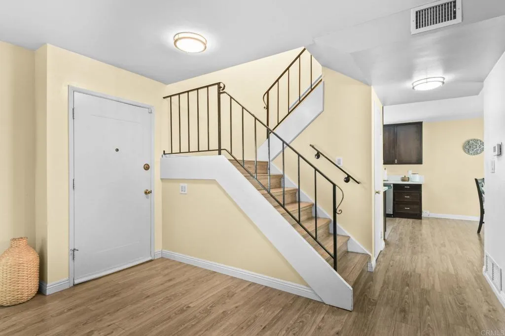 https://cdn.realtyfeed.com/cdn/127/306536226/671940f013b32770d5eeab33d7506311.webp