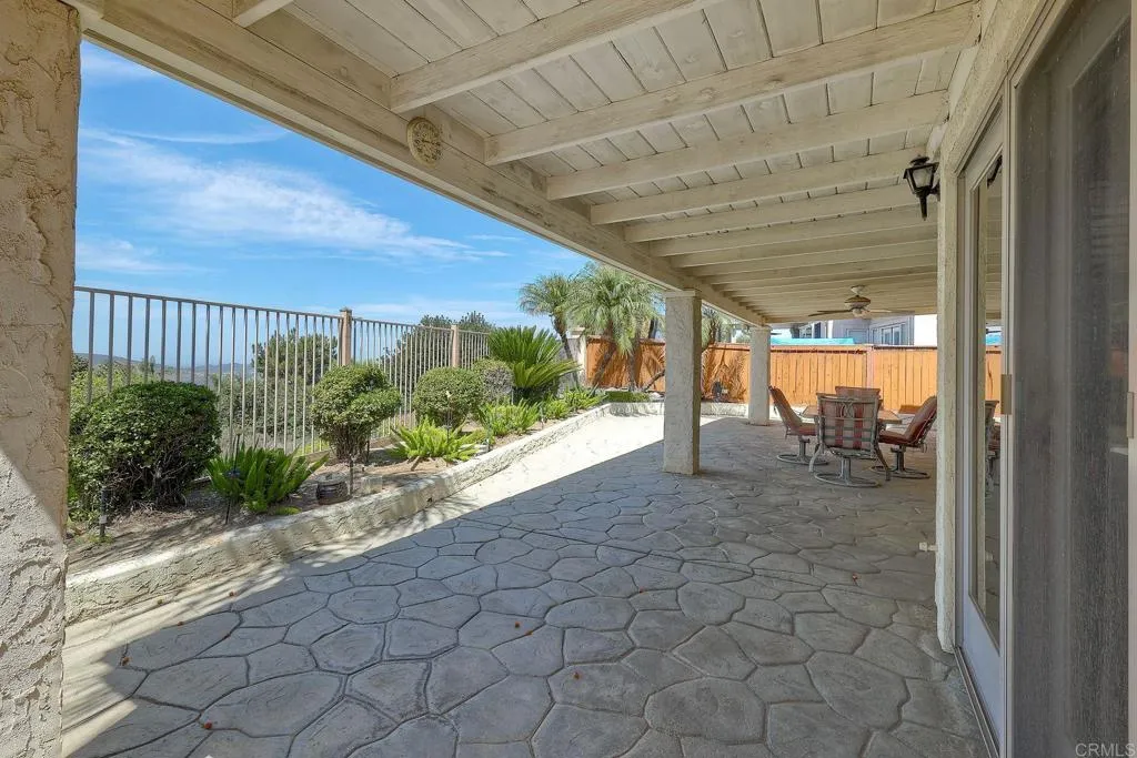 https://cdn.realtyfeed.com/cdn/127/306536289/a25b780f25caf67e63b9865a403be2d5.webp