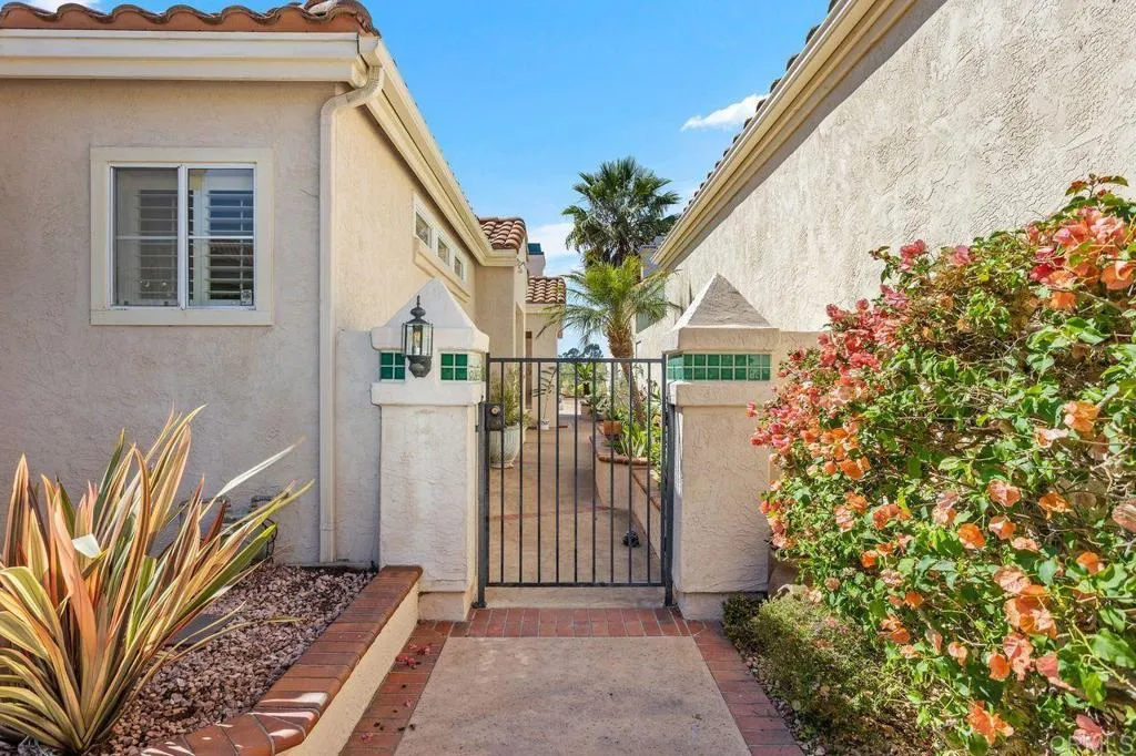 https://cdn.realtyfeed.com/cdn/127/306536303/49f799b322f5740352becd68c8ada7d9.webp
