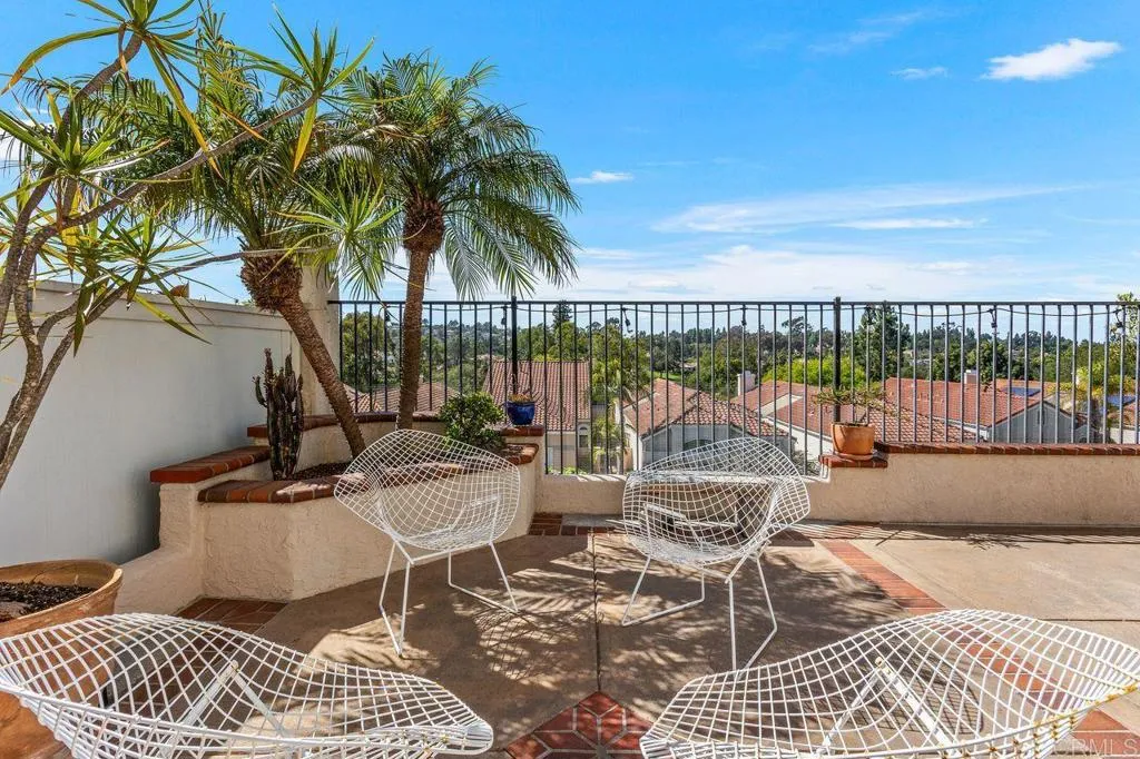 https://cdn.realtyfeed.com/cdn/127/306536303/86c5a8cf6fc5ff6159e8bb89cf503e0f.webp