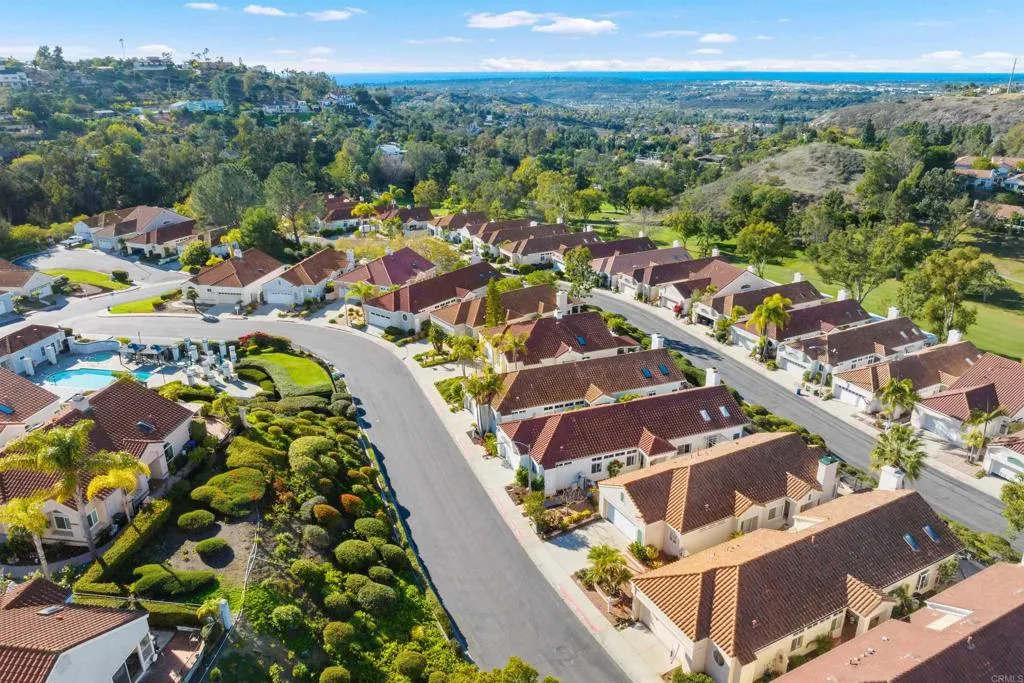 https://cdn.realtyfeed.com/cdn/127/306536303/bdcde6453c753a6094a8ec75219555a5.webp