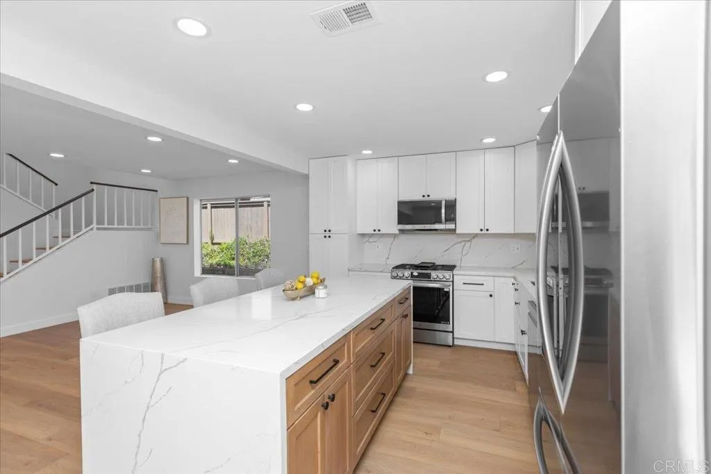 https://cdn.realtyfeed.com/cdn/127/306536304/109796378ef4cc567465c46ed0999713.webp