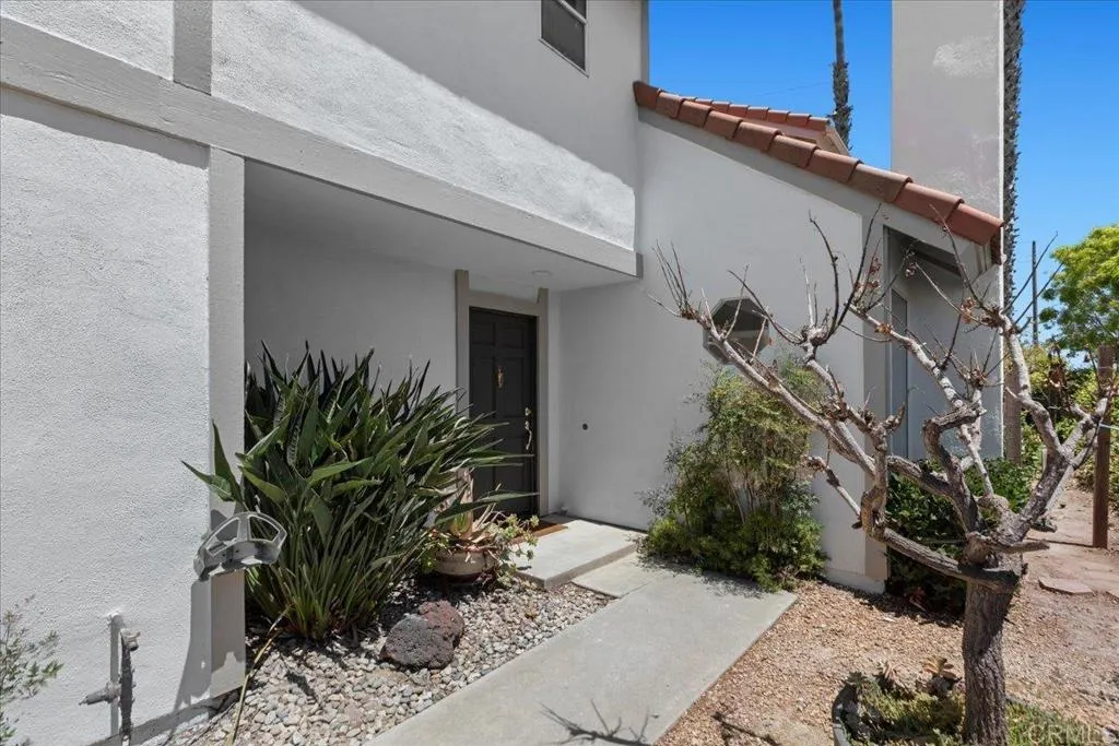 https://cdn.realtyfeed.com/cdn/127/306536304/4dfe0372aa35ab8951b08db7262c9a3f.webp