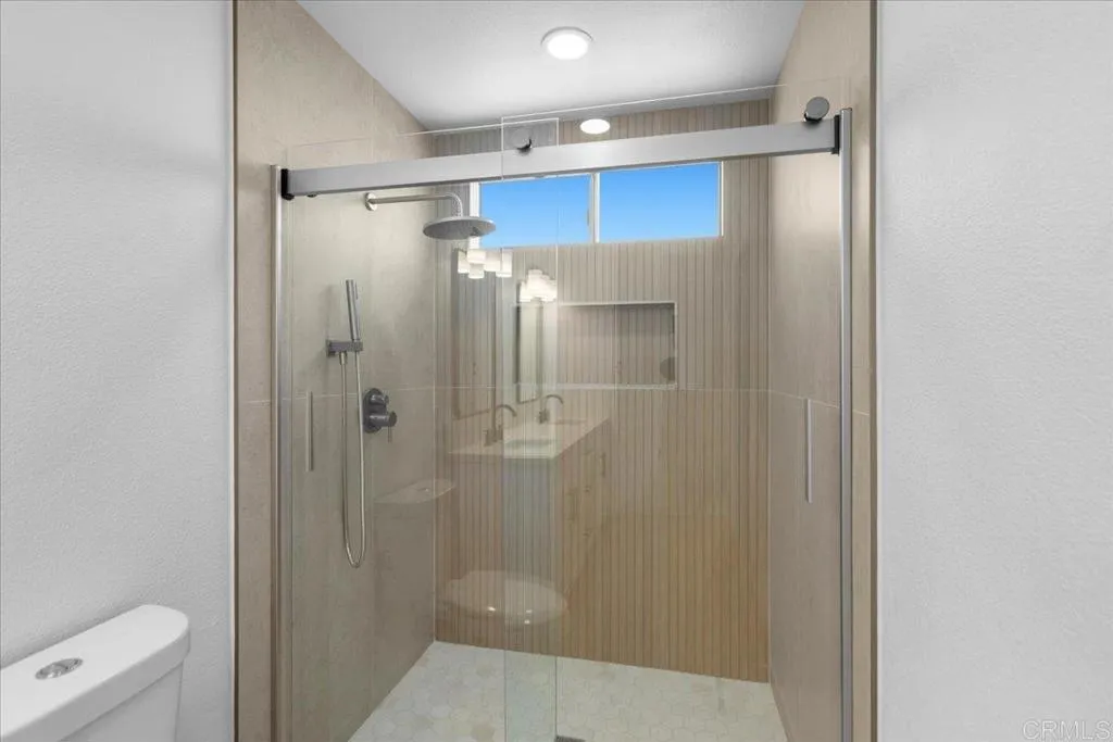 https://cdn.realtyfeed.com/cdn/127/306536304/823b598f884625e03919eacc3dc39acf.webp