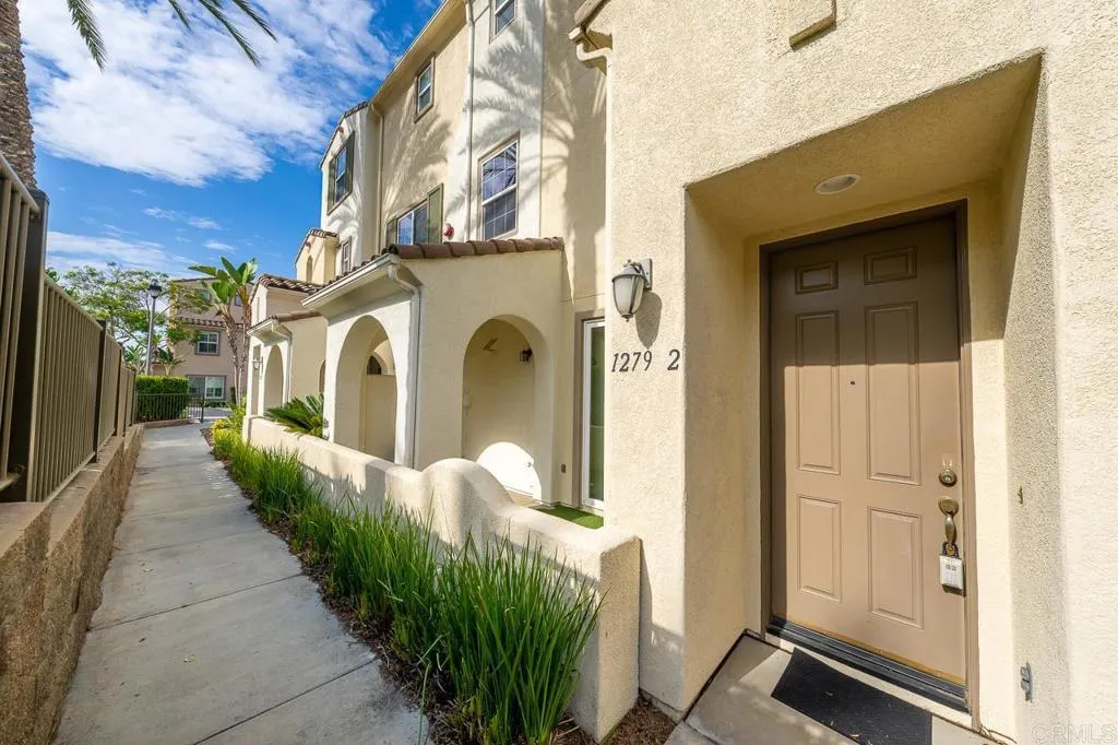 https://cdn.realtyfeed.com/cdn/127/306536354/6bdd7f9ebf7301ae50be51f33f66648c.webp