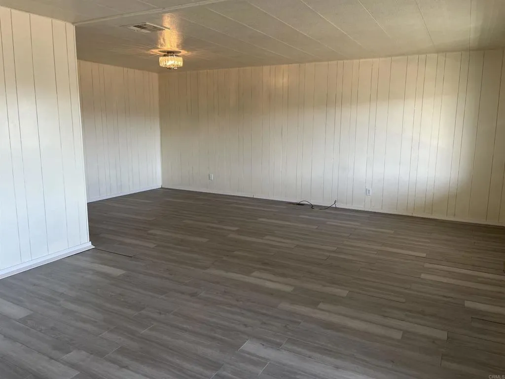 https://cdn.realtyfeed.com/cdn/127/306536386/f373f71f6862d0dbc911ee02ff399056.webp