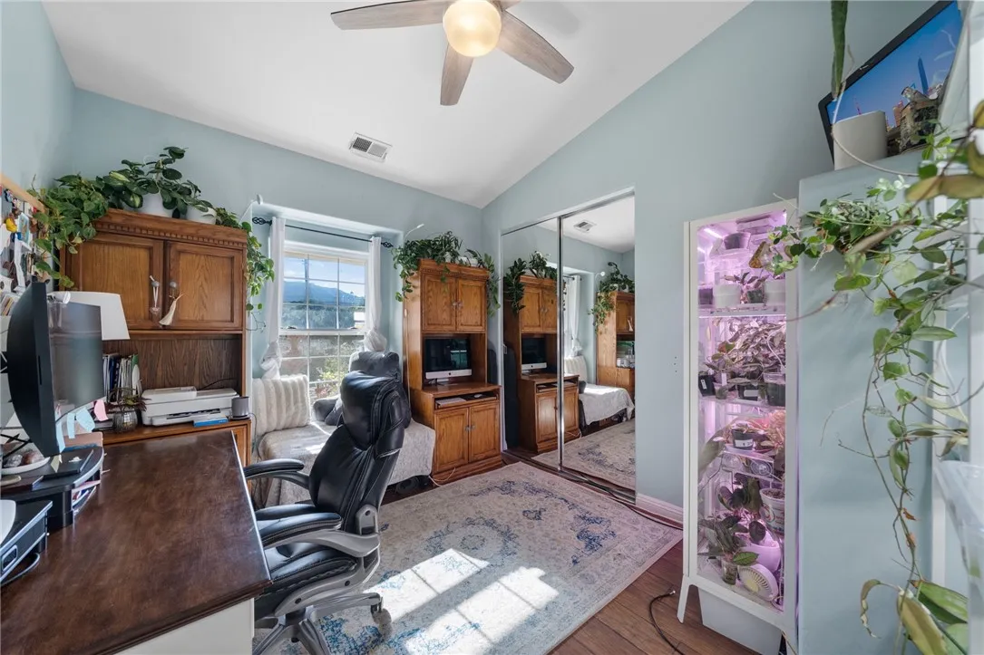https://cdn.realtyfeed.com/cdn/127/306536404/121fc5dc9acd4ac8f76b9b1f3c38e1f9.webp