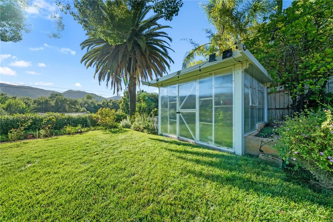 https://cdn.realtyfeed.com/cdn/127/306536404/febe84d9561324f2c2951cf400c0984a.webp