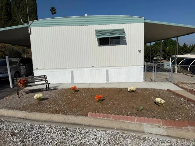 https://cdn.realtyfeed.com/cdn/127/306536435/001619a15e00da2d5c376de6de853a3e.webp