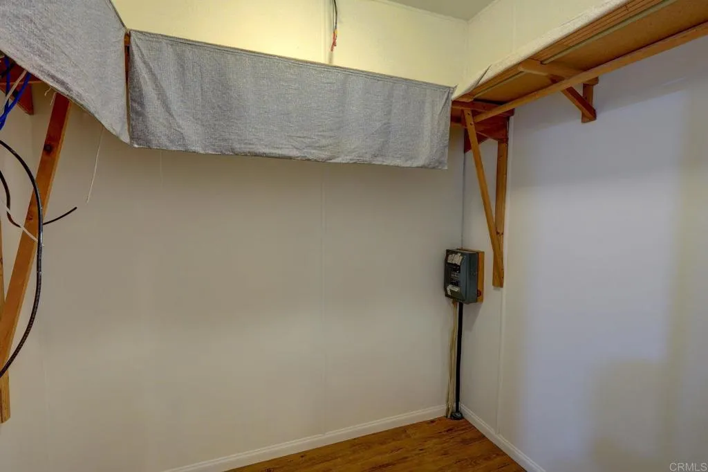 https://cdn.realtyfeed.com/cdn/127/306536435/74e83d4602027eded06b798650b959f1.webp