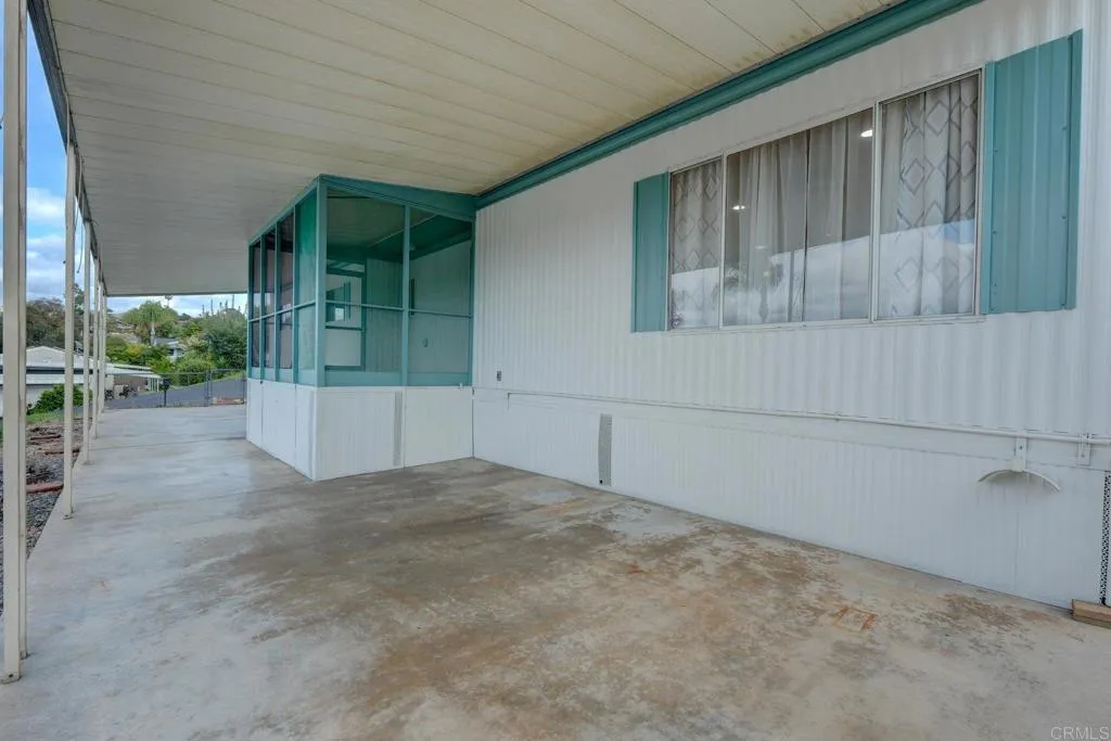 https://cdn.realtyfeed.com/cdn/127/306536435/9188559cd200dcc1fa82b68777aa8bc0.webp
