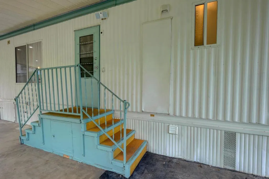 https://cdn.realtyfeed.com/cdn/127/306536435/e12c08ac5bc3a39974feb2c4d5b7293d.webp