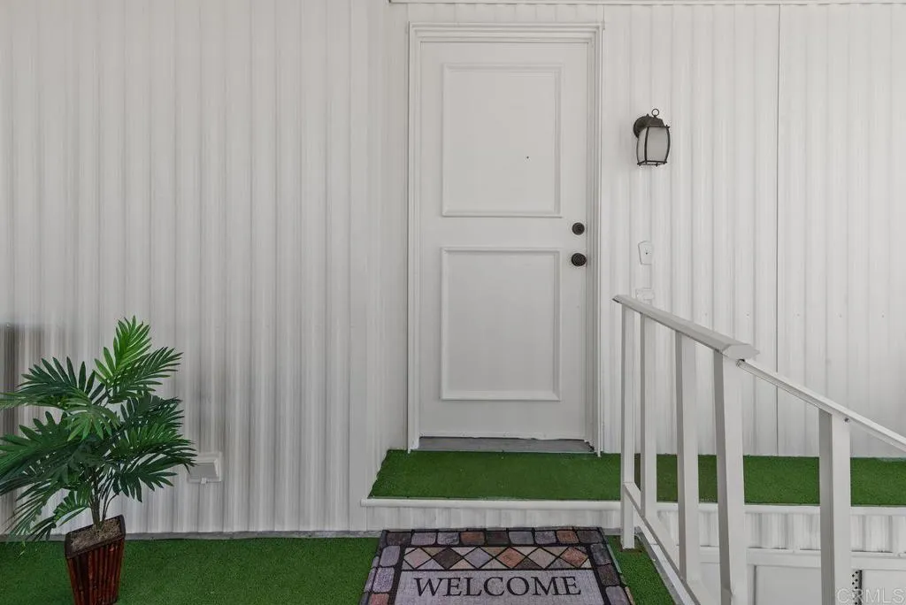 https://cdn.realtyfeed.com/cdn/127/306536505/338e38c5a5c51a6618a9b19efcc38749.webp