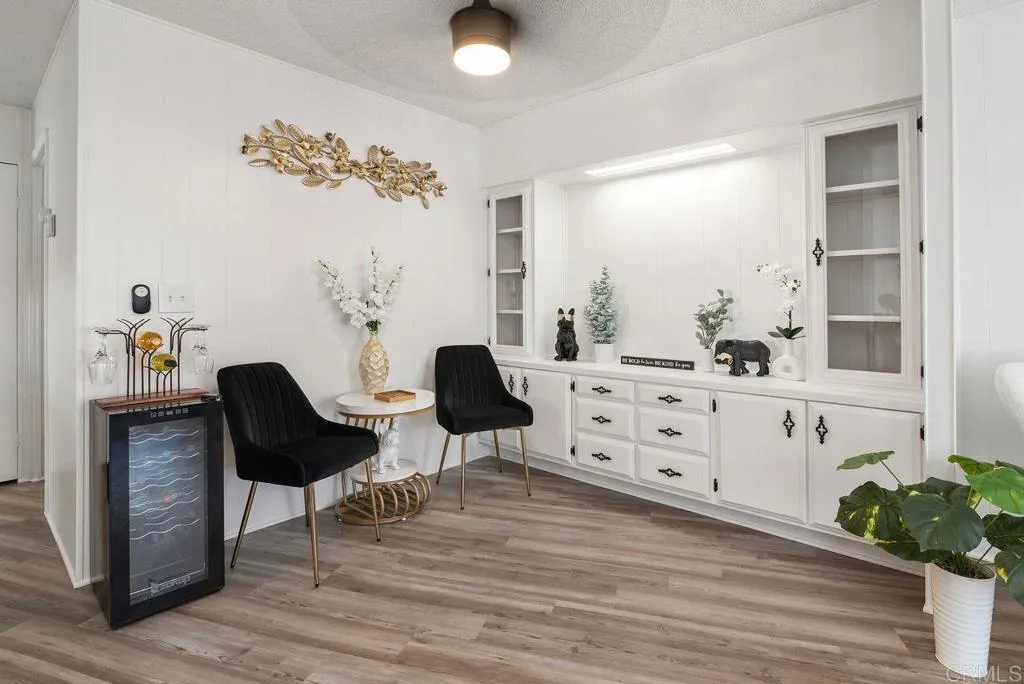 https://cdn.realtyfeed.com/cdn/127/306536505/ba30875377857aea0a017ba66a257ae1.webp