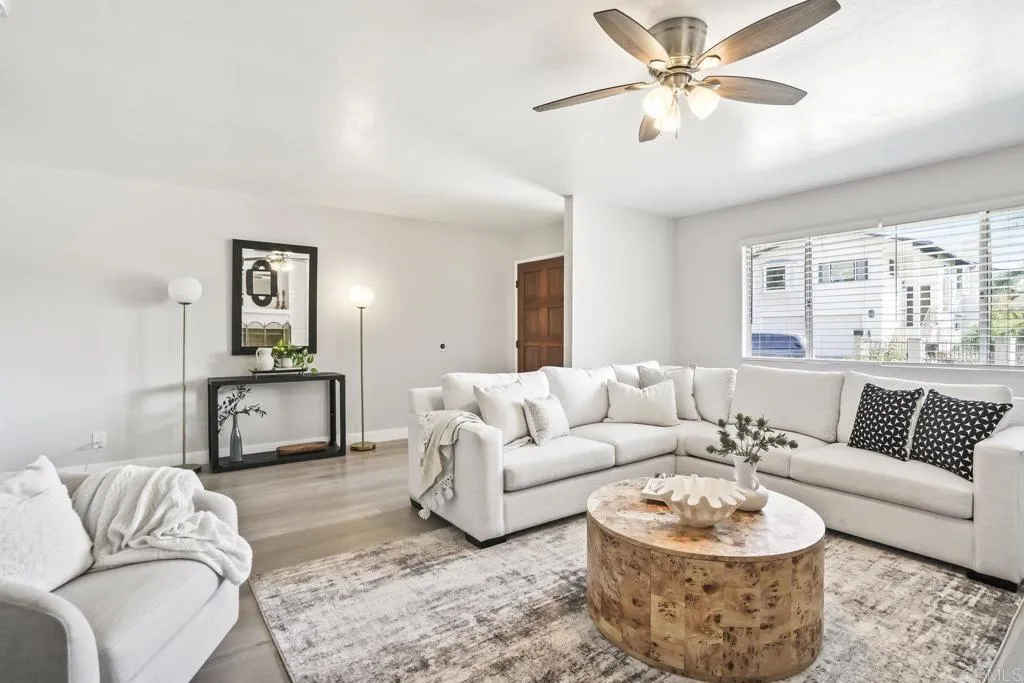 https://cdn.realtyfeed.com/cdn/127/306536532/8ad3fc1fc0e1684012d856b54d90513d.webp