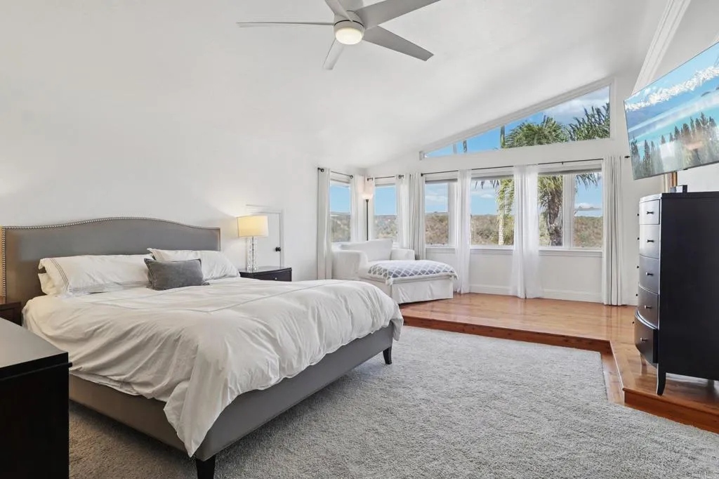 https://cdn.realtyfeed.com/cdn/127/306536590/4518fb833b3fa7b0e5e3e37580f91a1a.webp