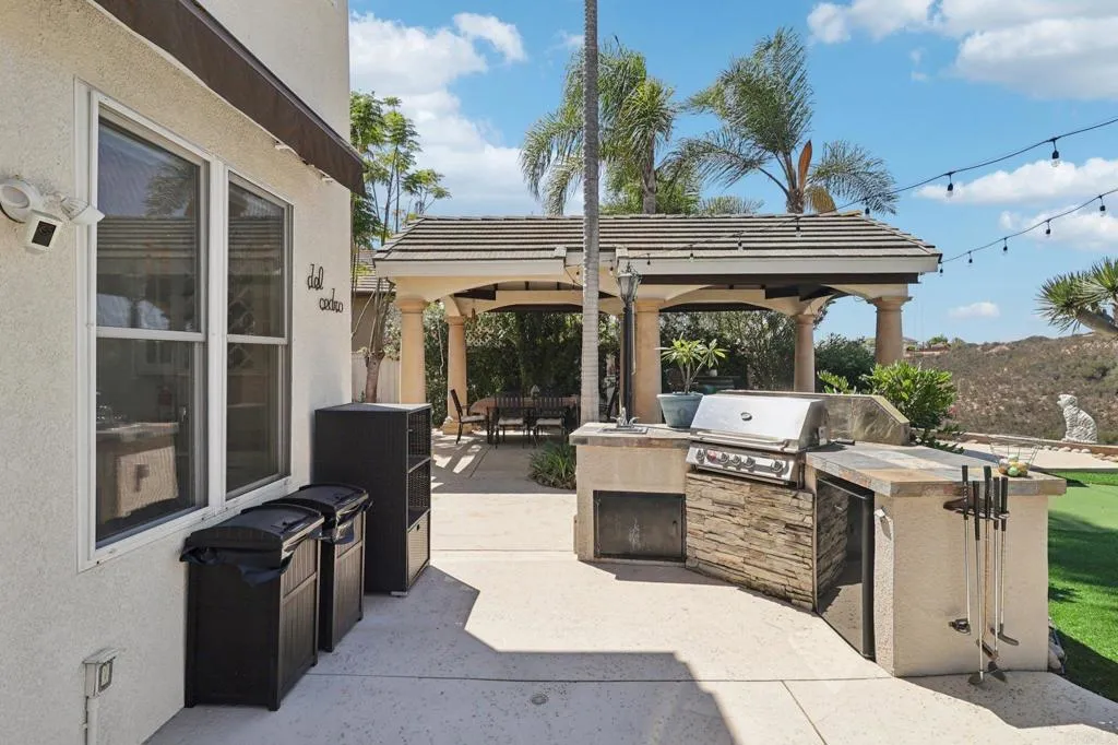 https://cdn.realtyfeed.com/cdn/127/306536590/fb2ae60a6569741c2f797349d01497f8.webp