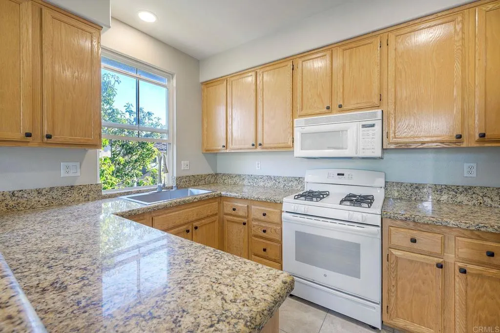 https://cdn.realtyfeed.com/cdn/127/306536656/df6f73f8c6c4410fd83e57f0ef0a8999.webp