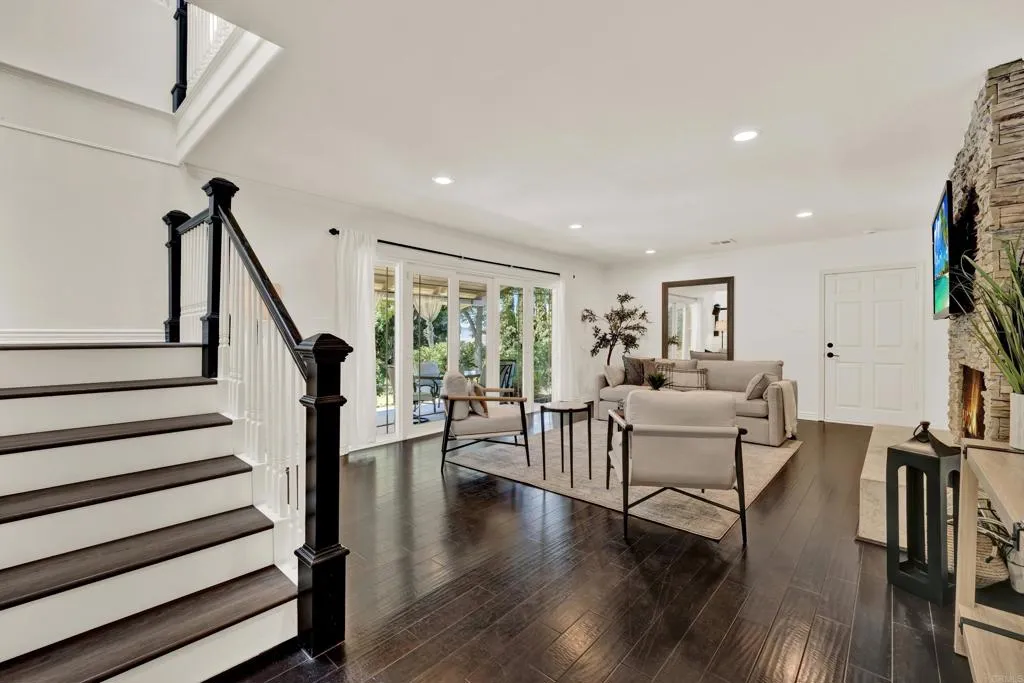 https://cdn.realtyfeed.com/cdn/127/306536669/1d0c0d9171a305b016f717ac2332442a.webp