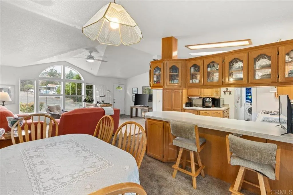https://cdn.realtyfeed.com/cdn/127/306536675/7b4a129332a648ab9b7e96dbab4bce9a.webp