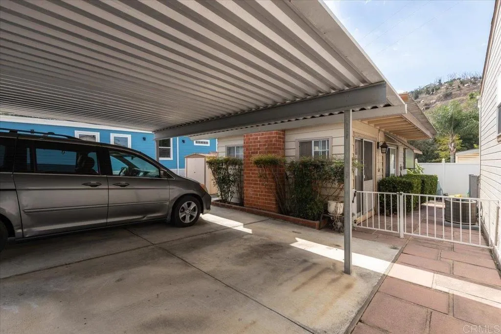 https://cdn.realtyfeed.com/cdn/127/306536675/9306e6289fade52f46b9e3d6807b3f29.webp