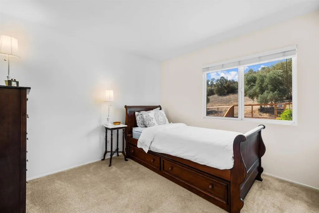 https://cdn.realtyfeed.com/cdn/127/306536676/2299eef7c273d70d9dd085f1a07ca45c.webp