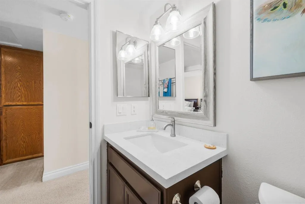 https://cdn.realtyfeed.com/cdn/127/306536676/c0d01c6bc286fd30aeeee87f3cdda9fa.webp