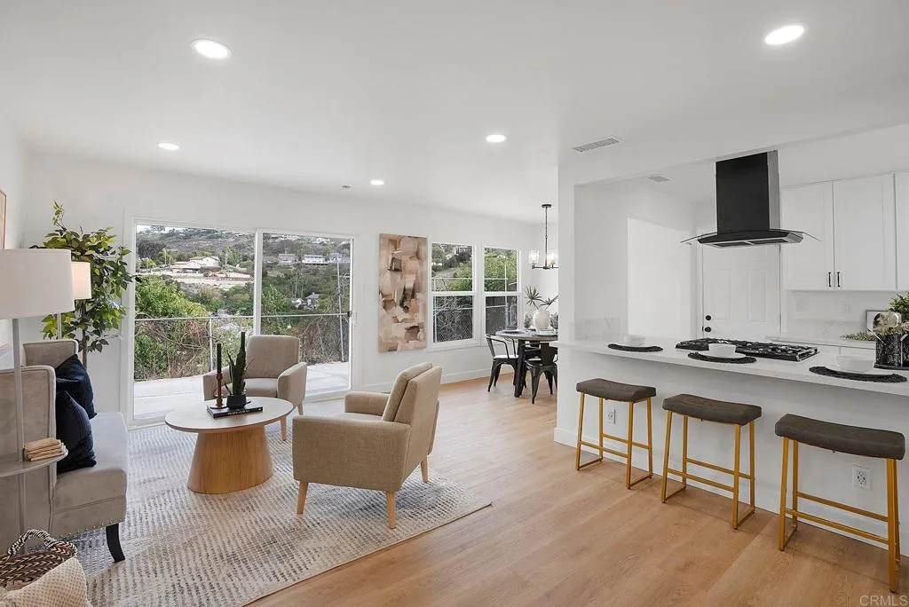 https://cdn.realtyfeed.com/cdn/127/306536756/5054016b07b5d1c2da8c9ebb23b9dd4e.webp