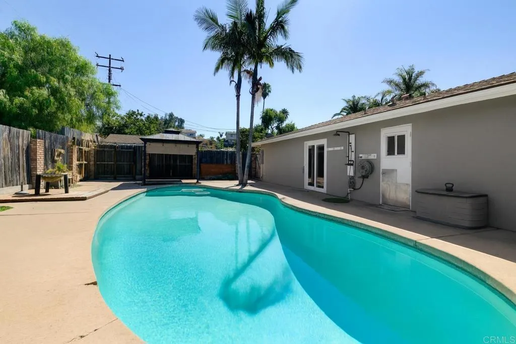 https://cdn.realtyfeed.com/cdn/127/306536764/07eb7f96ceb08629d6eec211e8db9076.webp