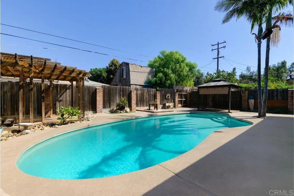 https://cdn.realtyfeed.com/cdn/127/306536764/104dbdc06a9c0a14ec79e9dc5cfc23a6.webp