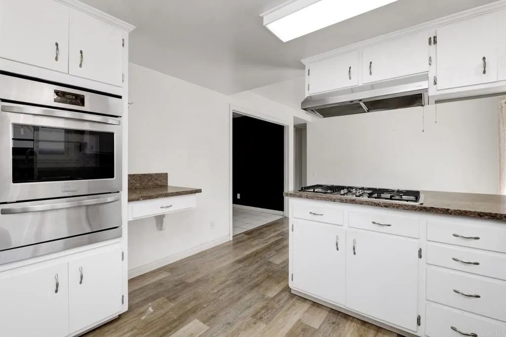 https://cdn.realtyfeed.com/cdn/127/306536764/947981a804a7057bf3cea0605b8b7437.webp