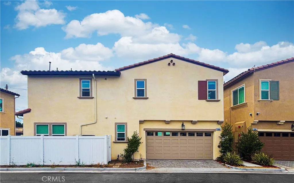 1544 W Plaza Del Amo, Torrance, CA 90501 - Main photo, Torrance, CA