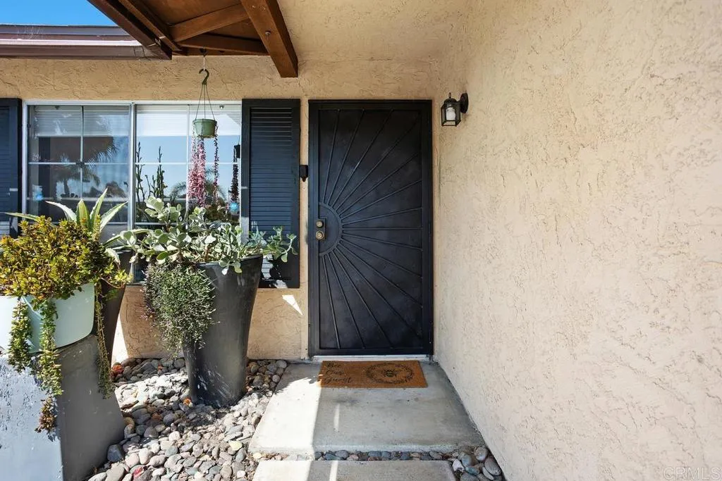 https://cdn.realtyfeed.com/cdn/127/306536834/4ce3d69ee6cb59a3033330b0da829fe2.webp