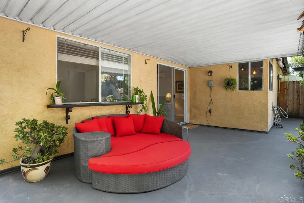https://cdn.realtyfeed.com/cdn/127/306536834/7ccb21d40e16a2a419d5056d3dccccec.webp
