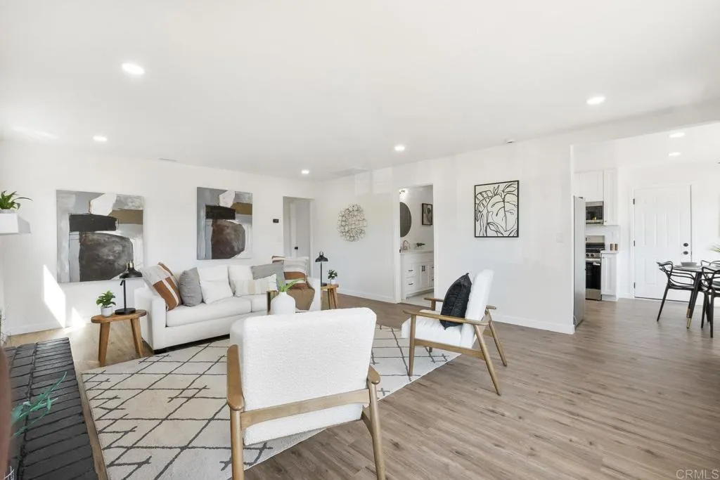 https://cdn.realtyfeed.com/cdn/127/306536835/50401b98c5c5fc9d4082b0035bc33b04.webp