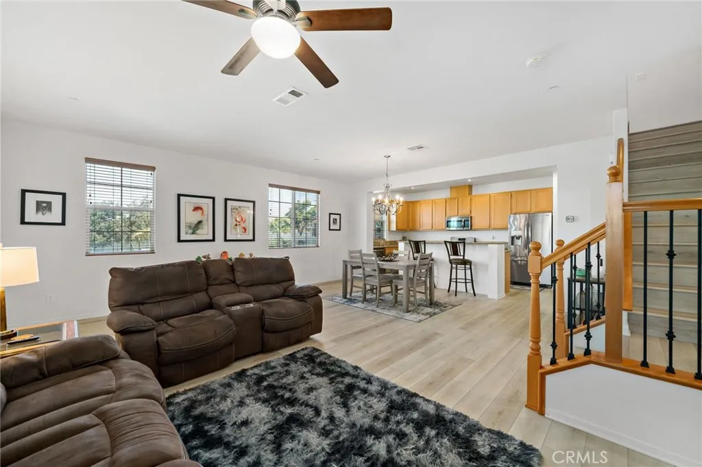 Photo #10: SW25200411 Listing: Photo #10