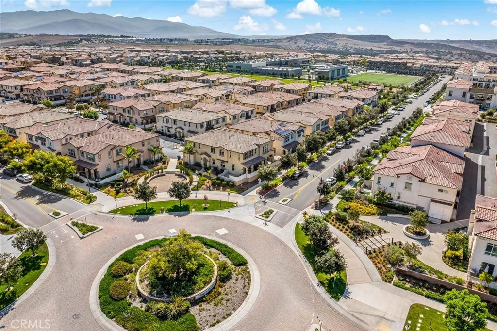https://cdn.realtyfeed.com/cdn/127/306536847/35f505cff0ce27bfdc2f28b07ab9f75f.webp