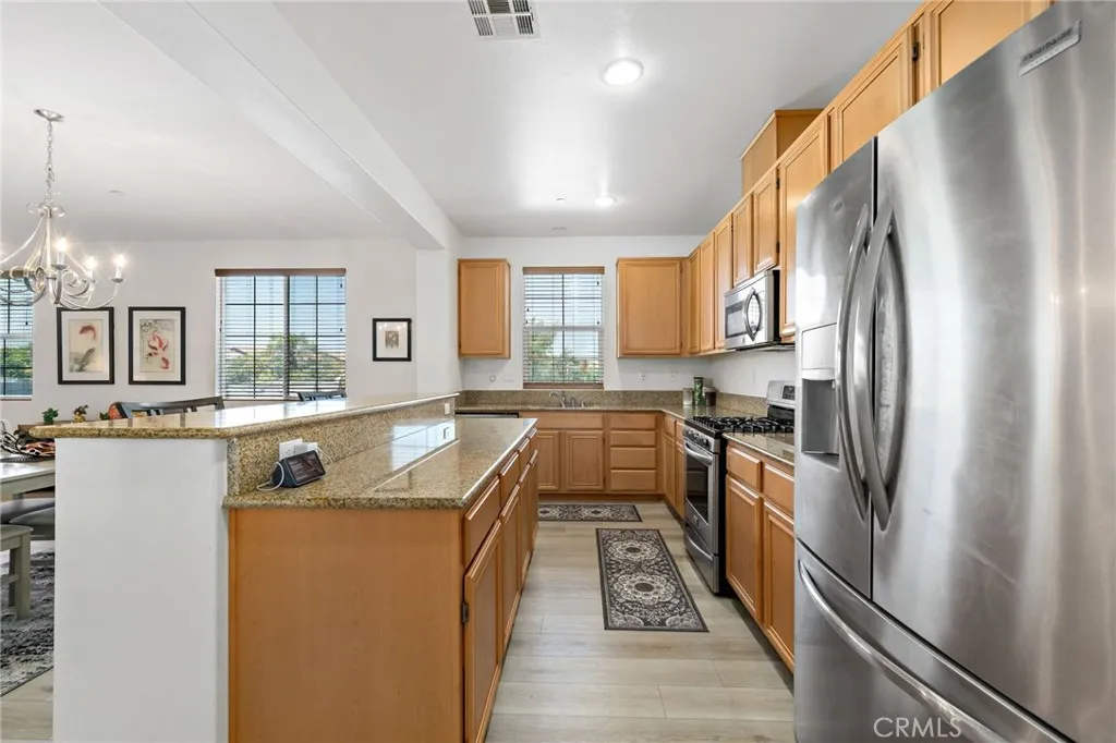 Photo #4: SW25200411 Listing 