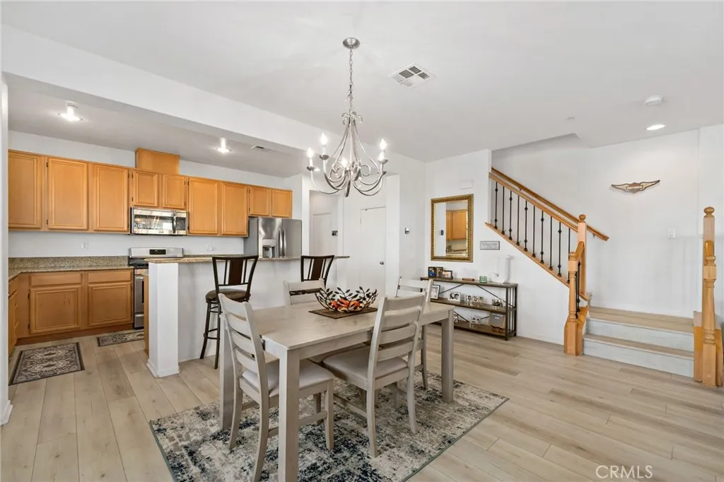 Photo #11: SW25200411 Listing: Photo #11