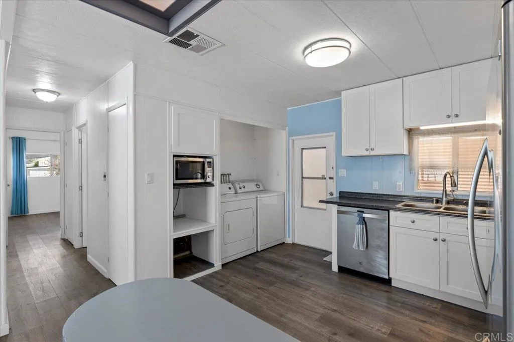 https://cdn.realtyfeed.com/cdn/127/306536882/d6ae9c59a338dfd13991b5ec4e34befa.webp
