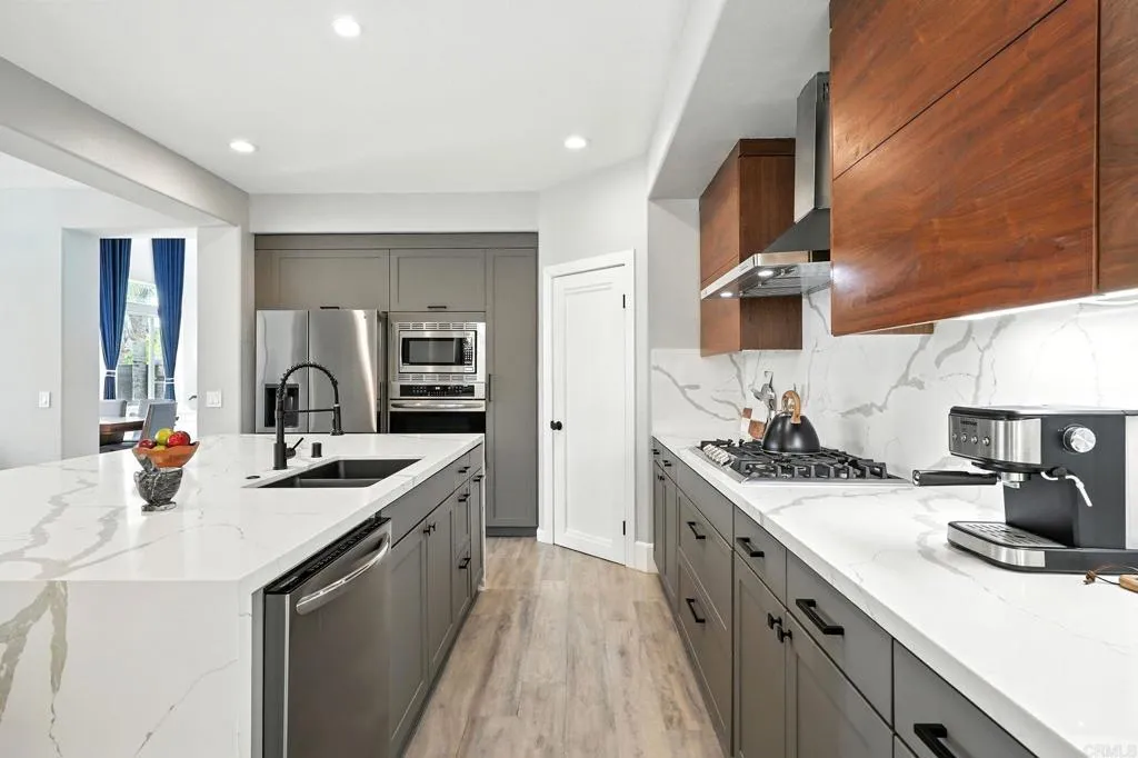 https://cdn.realtyfeed.com/cdn/127/306536890/c1534f17006cc3a03391aae81ce5486f.webp