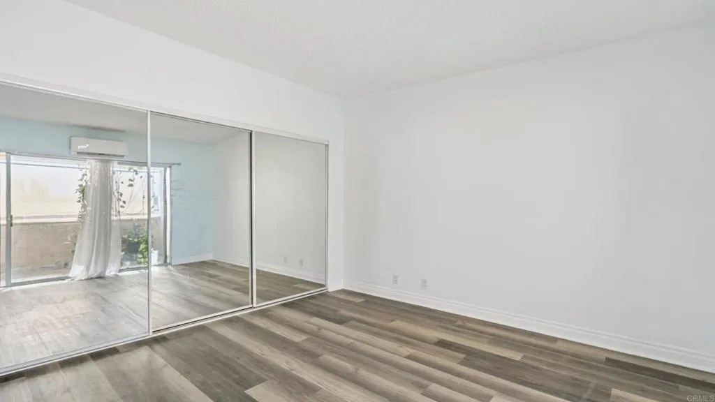 https://cdn.realtyfeed.com/cdn/127/306536898/eacf4a45c57ad126c0ac6a474b0a4b4f.webp