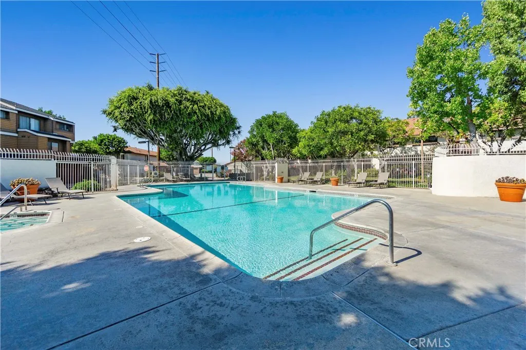 8520 Lake Knoll Avenue UNIT B, Garden Grove, CA, 92844