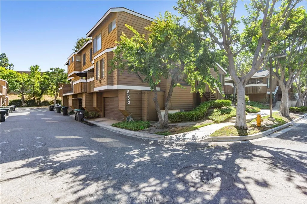 8520 Lake Knoll Avenue UNIT B, Garden Grove, CA, 92844