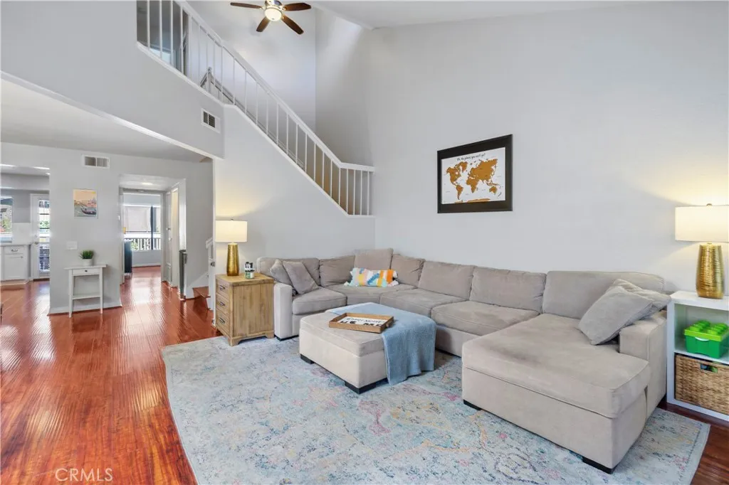 8520 Lake Knoll Avenue UNIT B, Garden Grove, CA, 92844